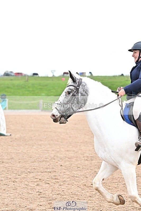 250414-101100-00015 - 70cm Round 1