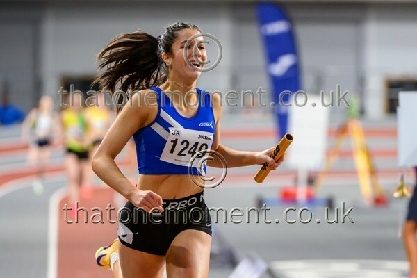 CEREL-925305 - Track Female Set Two