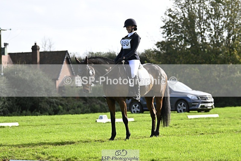 241025-144755-09729 - 390-Pippa.Howell-Phippard-NO.LIMIT.II