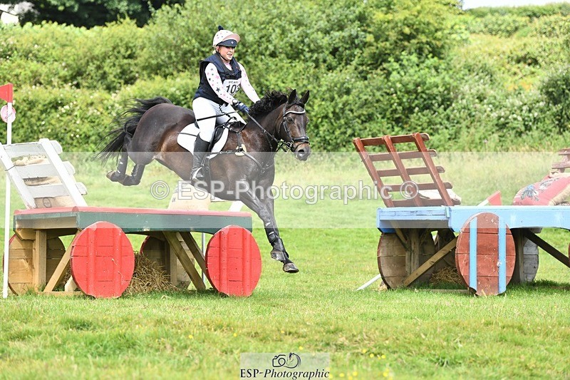 240630-113008-00335 - 103-Olivia_Marriott-Charming_Fellow