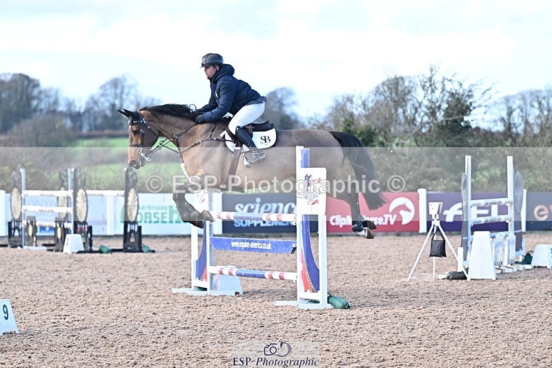 251203-130326-00614 - Cls 4 Newcomers and 1.10m Open