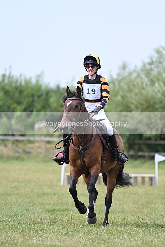 WJ7_6295 - 40cm XC Time 11:31 to 11:49