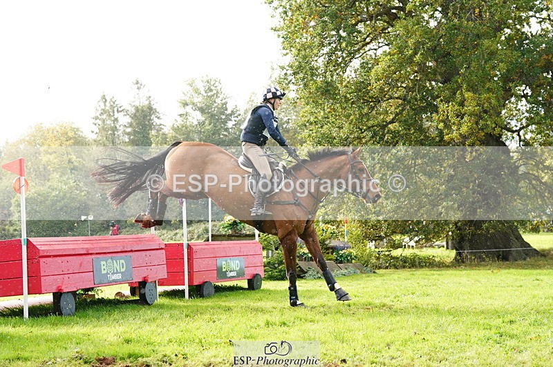 251025A-140134-20720 - F-486-Hannah.Smith