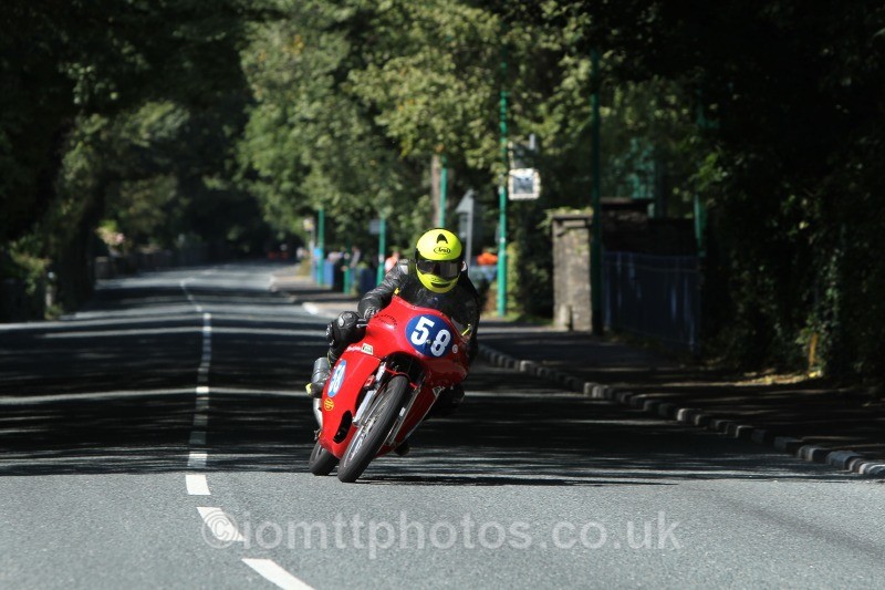 Dave Matravers - Okells 350cc Classic TT