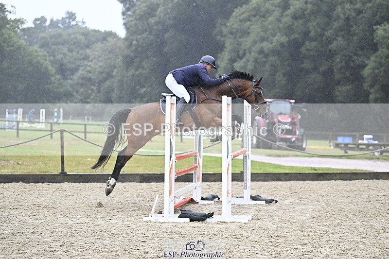 250830A-153153-07860 - Cls 24 Snr Discovery and 1m Open