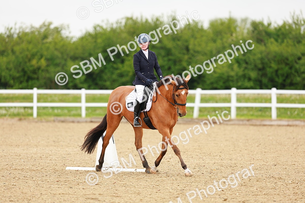 SBM_005307 - Class 16 - Novice 6