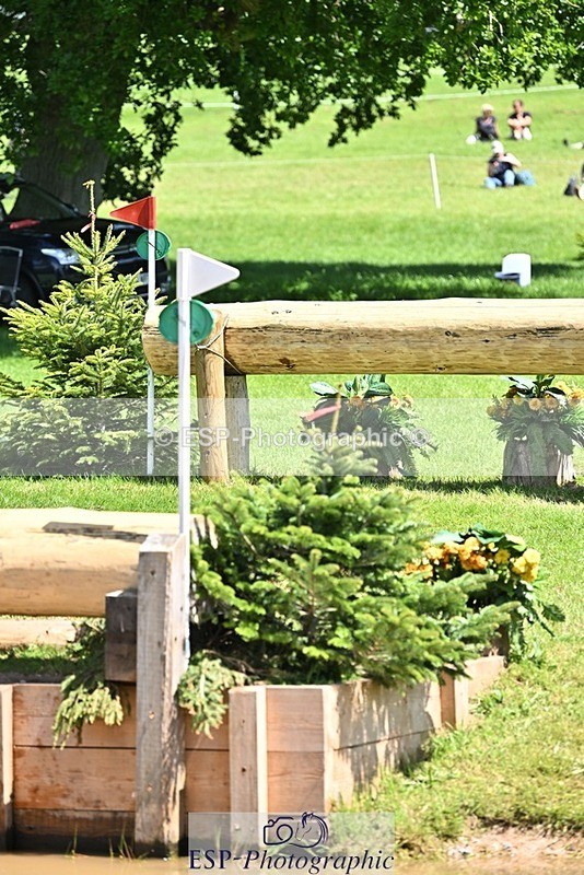 240525-123210-14102 - 377-HONEYBROOK_EXTRA_SPECIAL-Tom_Rowland