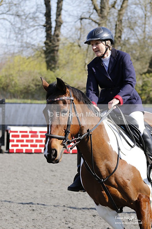 _EST1087 - Bourne Valley Riding Club Winter Showjumping 27/03/22