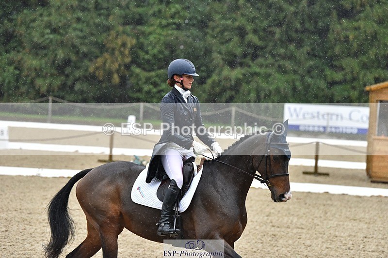 231018-143338-00595 - 001-HAZY.DREAM-Danielle.Dunn-DR