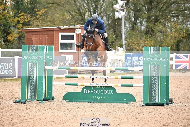 251105-141648-00829 - Cls 06 Fox & 1.20m