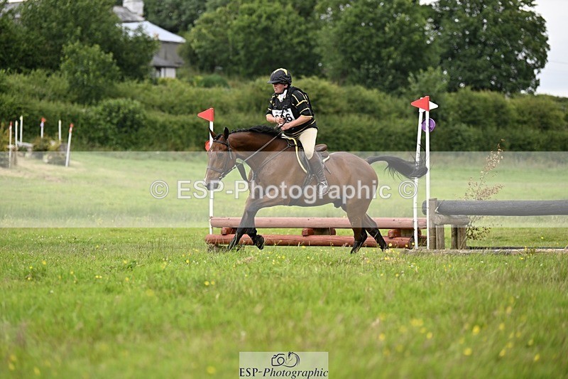 240630-144305-01969 - 836-Katie_Hoare-Maskerade