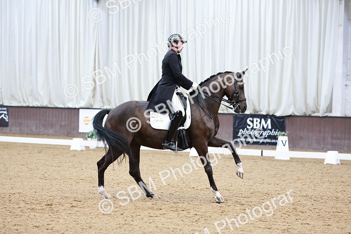 SBM_016674 - Class 5 - FEI INT II - 17.24-18.20