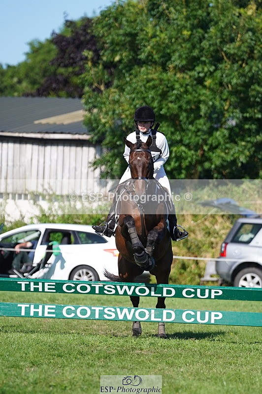 240811A-170510-06526 - 421-