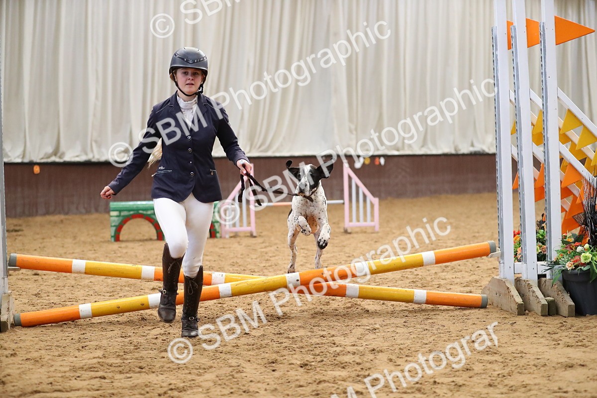 SBM_001348 - Class 3 - Horse & Hound