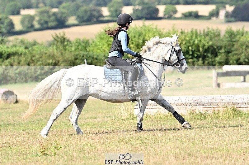 250821B-102302-00104 - Group B - Danielle