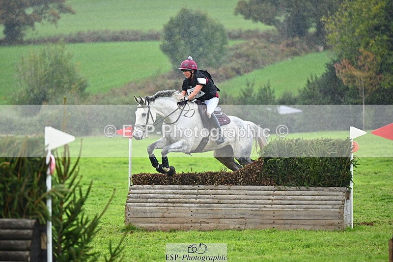 251025A-133626-20368 - F-473-Jacqueline.Cole