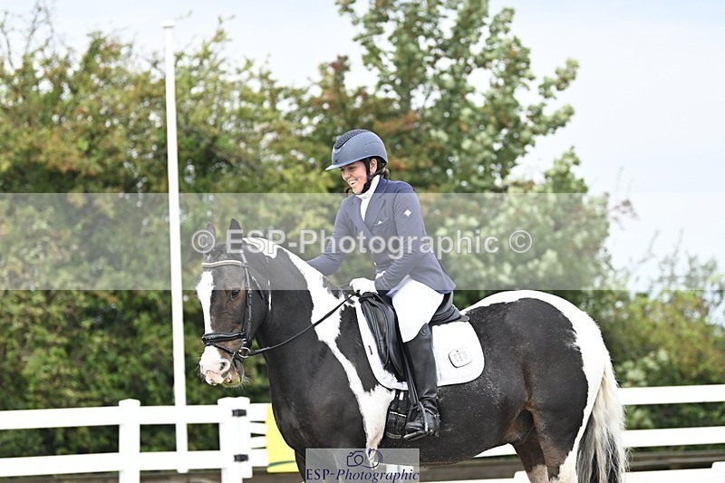 250907-105842-06441 - 082-Samantha.FussellDai.The.Pied