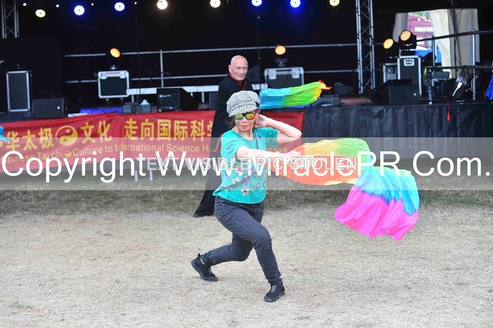 SH4_1633 - Tai Chi with Lisa Kay.