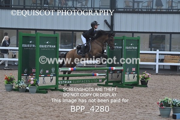 BPP_4280 - SAT CLASS 31 Cats & Pipes 128/138cms Debut C'ship Qualifier