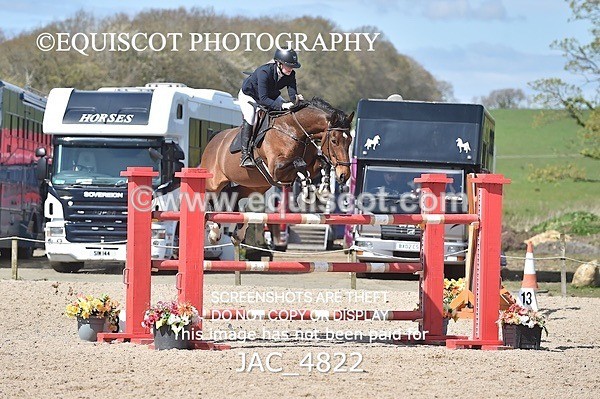 JAC_4822 - CLASS 12 SAT Senior 1.30m Open RHS Young Masters Qualifier