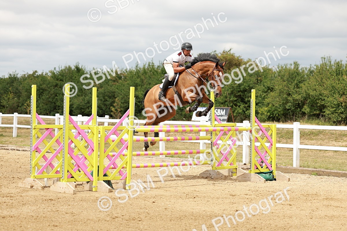 SBM_018384 - Class 21 - Senior Newcomers Championship 2d Rd
