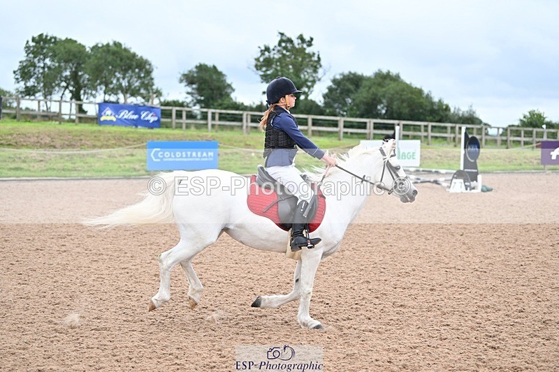 240813-160223-00138 - Clear round & 60cm