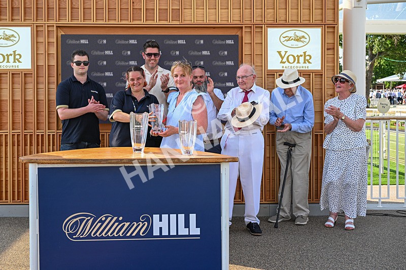100726-Race 7-Green Sky-5462 - Race 7 17.40pm William Hill Best Odds Guaranteed Apprentice Handicap