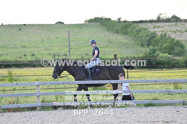 BPP_2644 - CLASS 8 Senior Newcomers/ 1.10m Open