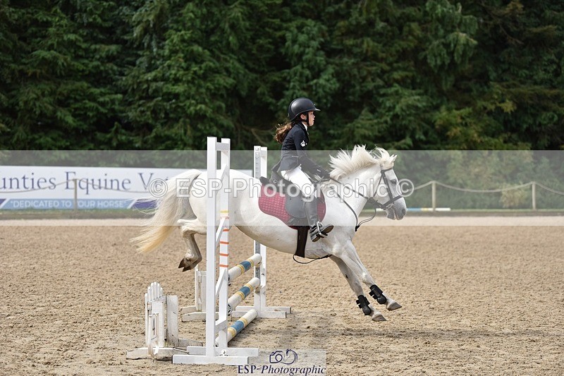 240802-100500-00702 - 70cm Round 1