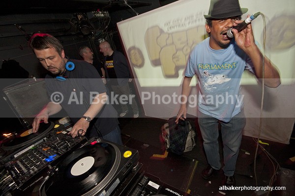 09 - Friends-&-Family @ the-roadhouse 02.05.15 (a)