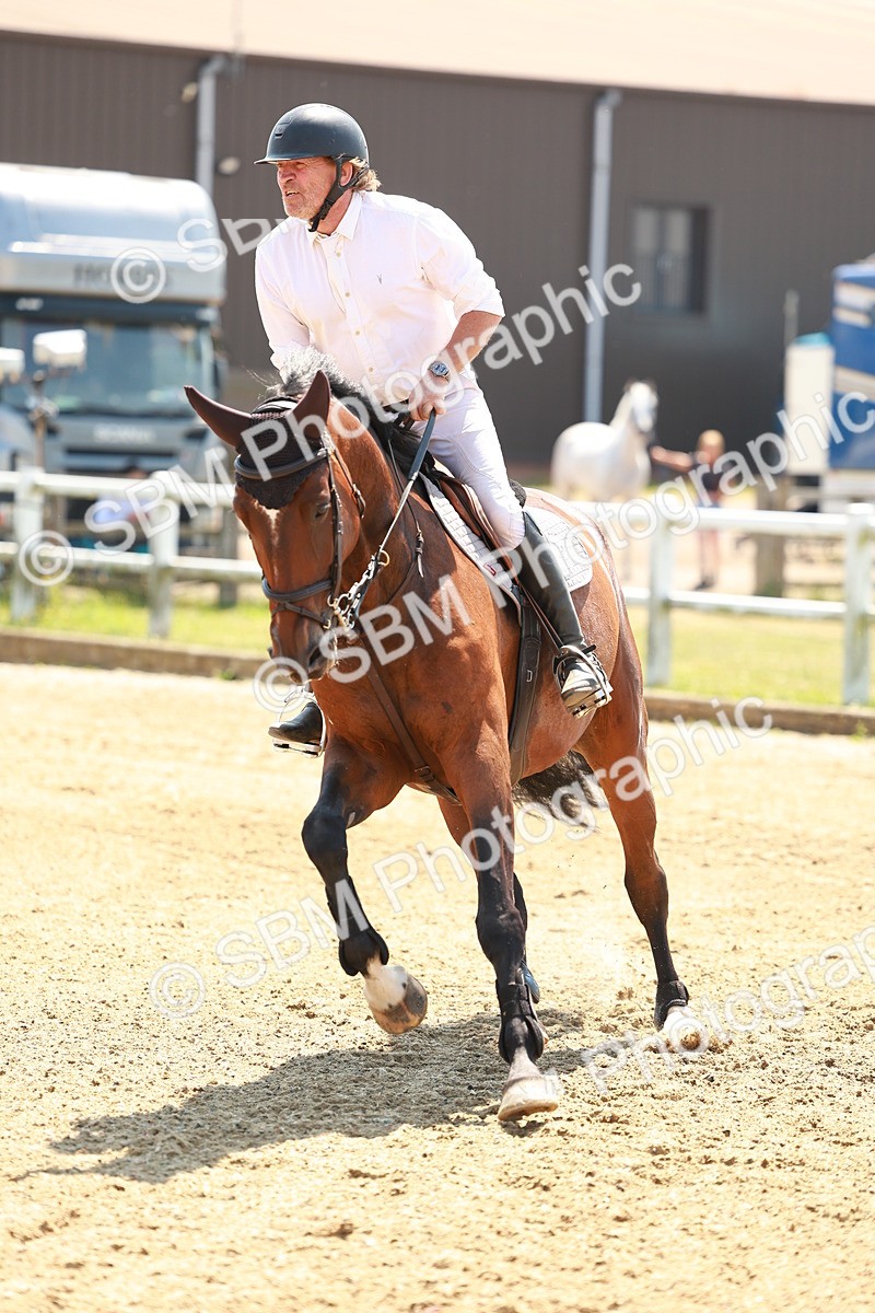 SBM_001247 - Class 4 - Senior Newcomers - 1.10m