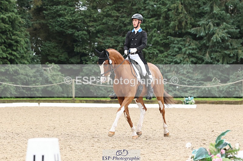 241024-143916-04112 - 228-Callum.Banfield-JIN.VAN.DE.DOELVELDEN.Z