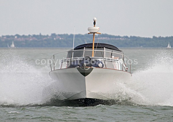 100530 PEGASUS IMG_8871 - Motorboats - Open
