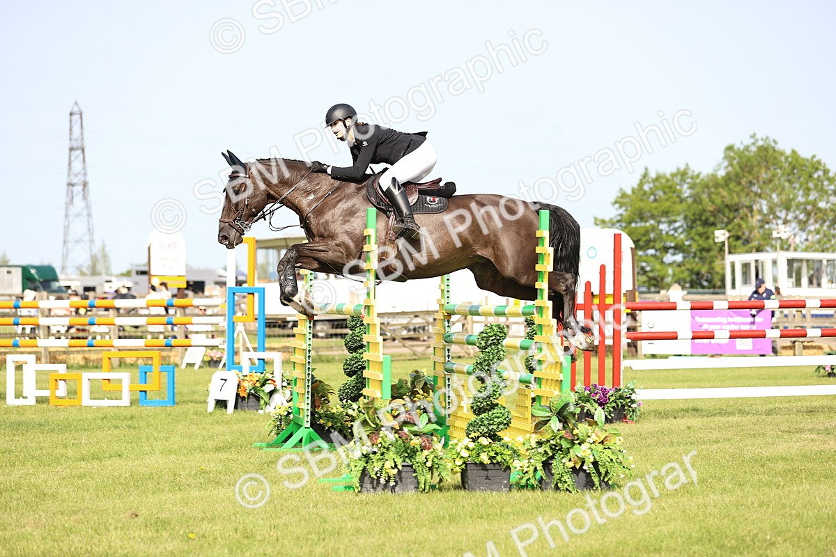 SBM_01380 - Class 200 - Martin Grant Homes Welcome Stakes 1.25m Open