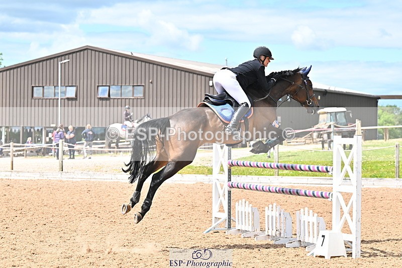 240608A-150534-02890 - Cls 5 Snr Foxhunter and 1.20m Open