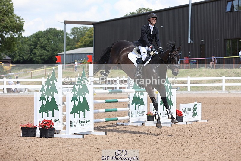 240718A-130039-05353 - Cls 9, 1 Star Bronze Tour 1.10m