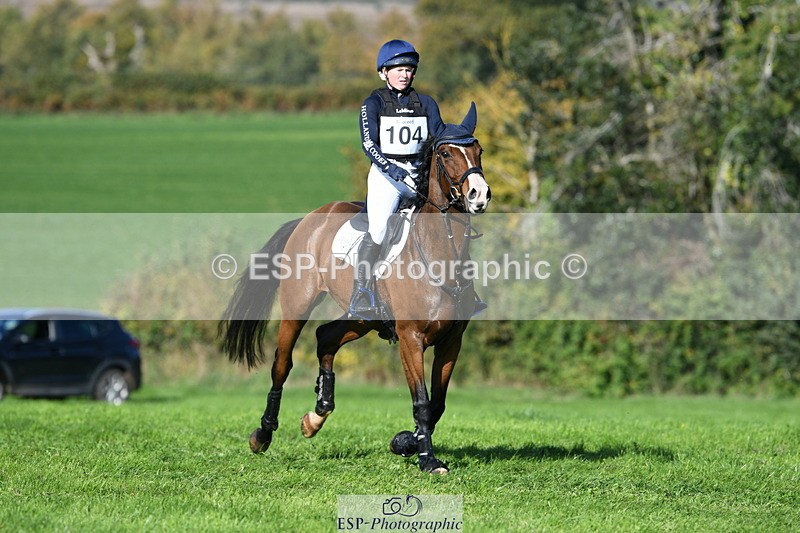 251024A-115234-09064 - B-104-Millie.Juleff