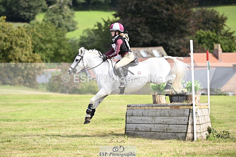 240825X-112627-32512 - 70cm XC 11.00 to 12.00