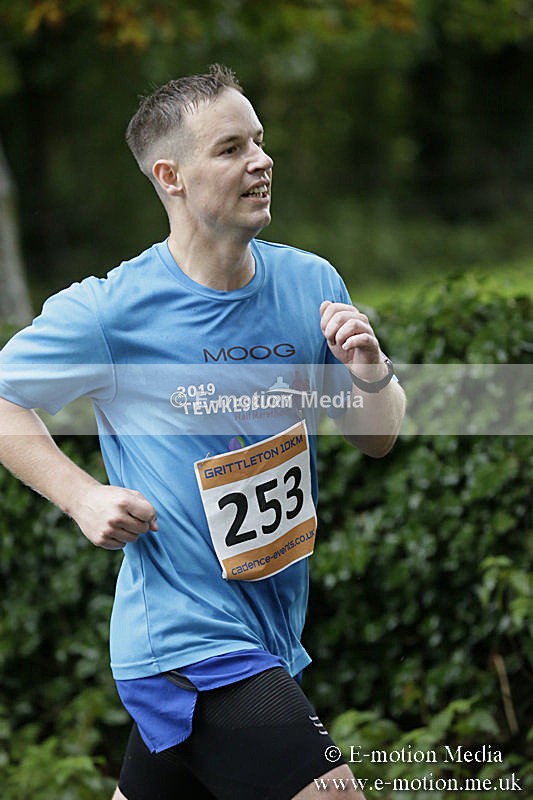 CAD131019-0674 - Cadence Events Grittleton 10km 13/10/19