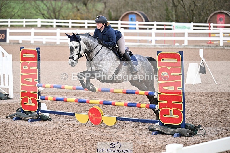 251205-095142-00063 - Cls 2 Snr British Novice and 90cm