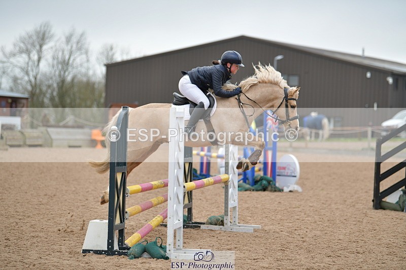 240128A-123037-00934 - Cls 16+17 Club and Schools 80cm