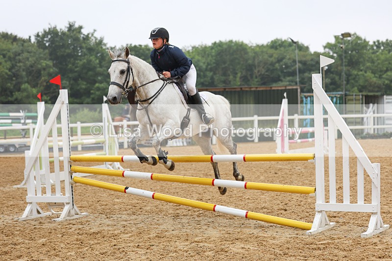 3E7A5264 - Class 4: Senior British Novice/90cm open