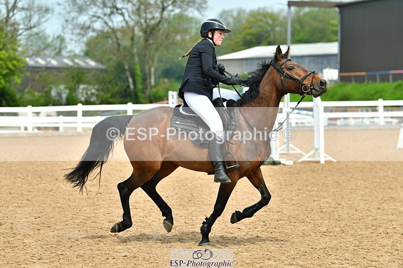 230514A-132852-02979 - Cls 25 Pony Foxhunter & 1.10m Open