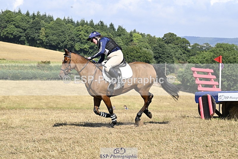 250824A-150004-38889 - 2148-Eva.Kevern-Monivea.Western.Diamond