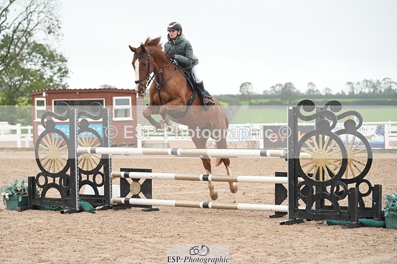 251003-124236-00882 - Cls 9 1.05m Amateur Qualifer