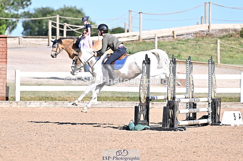 250708A-173901-00300 - 80cm Classes