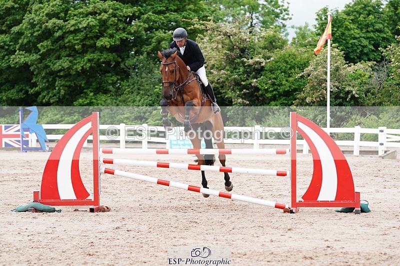 250524-120036-06496 - Cls 21 A&B Snr Disco & 1.00m Open