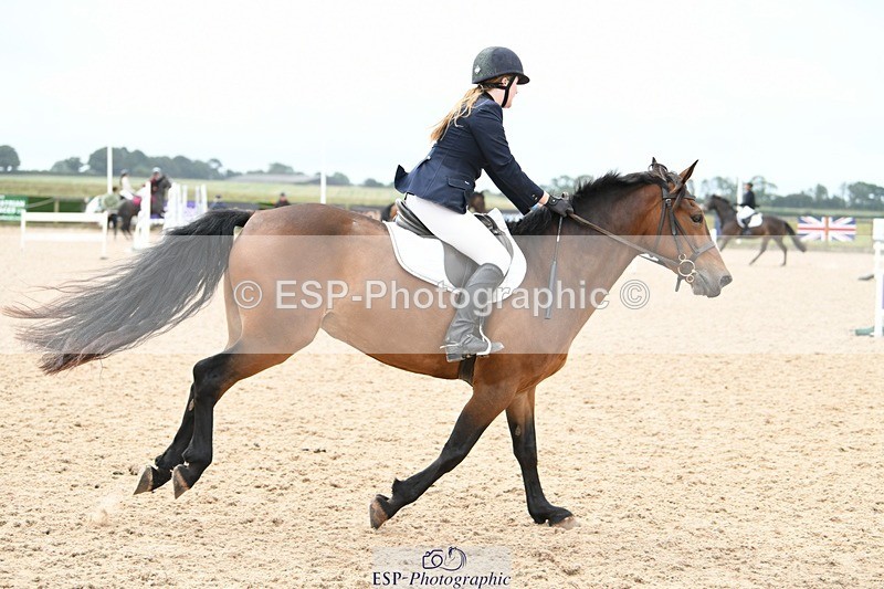 250807-111346-00524 - 90cm Round 1