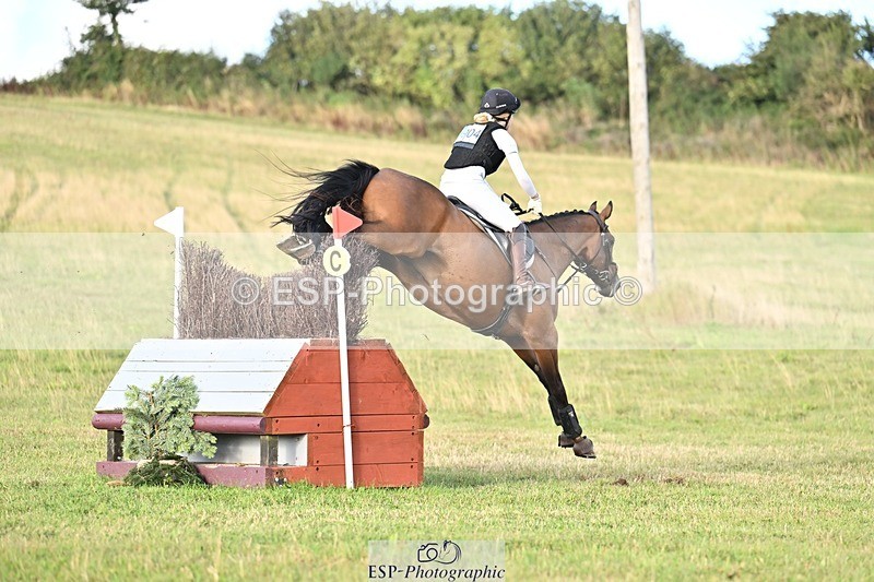 250831-183000-01505 - S-904-Iona.Stokes