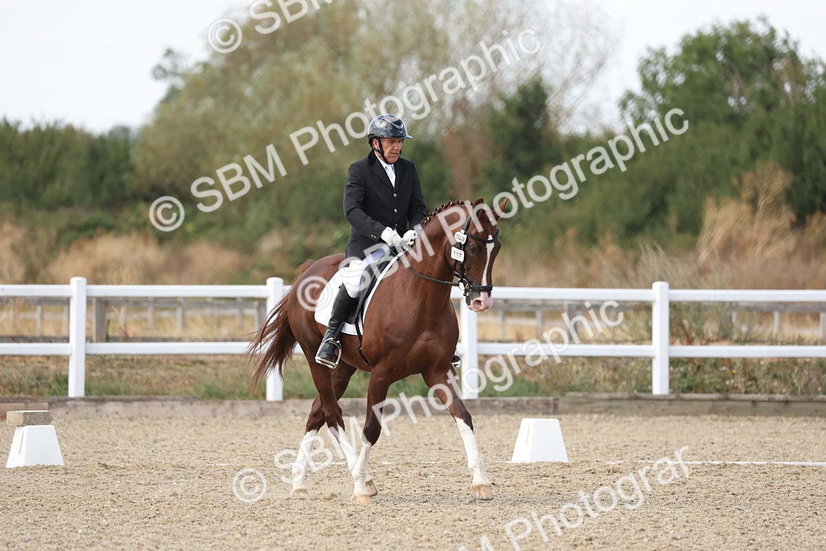 SBM_022090 - Class 22 - M5 Silver13.03.14.07